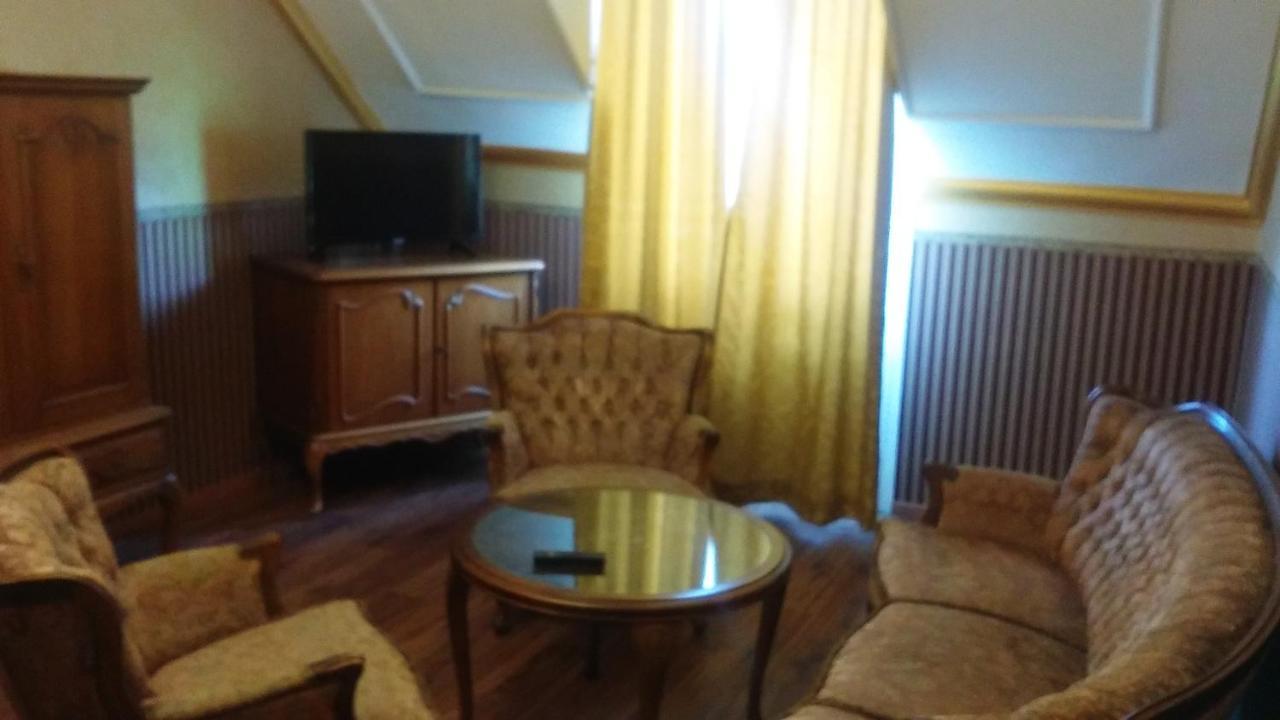Siesta Club Apartman Harkány Eksteriør bilde