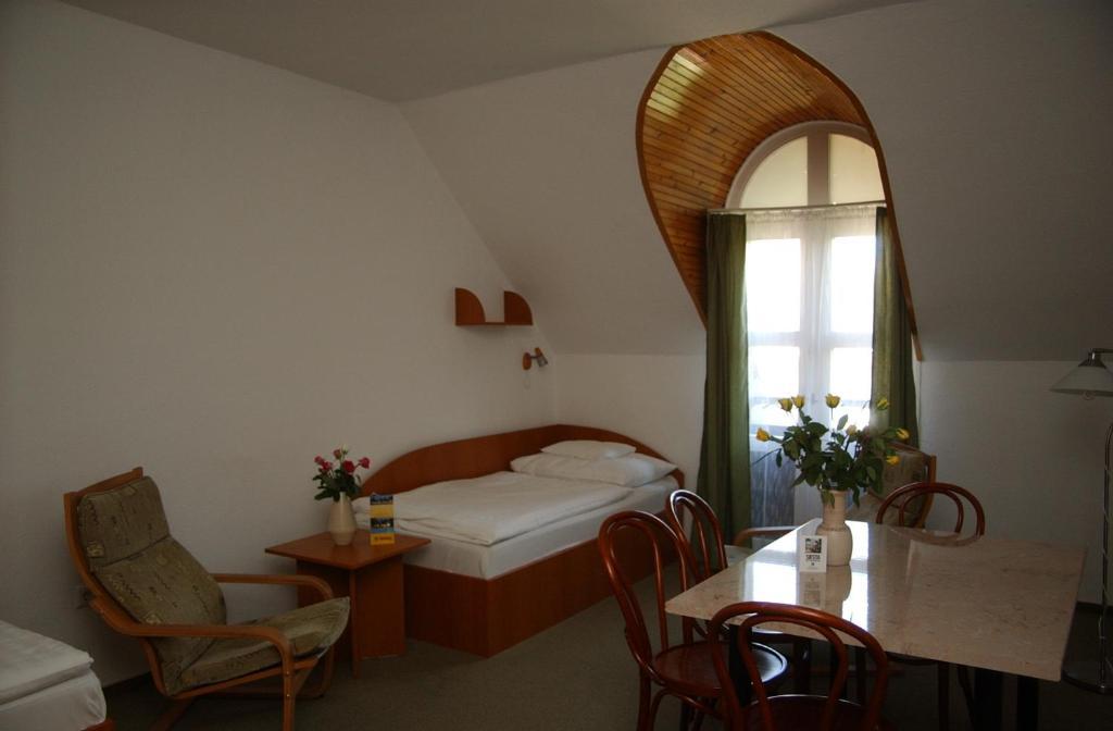 Siesta Club Apartman Harkány Rom bilde