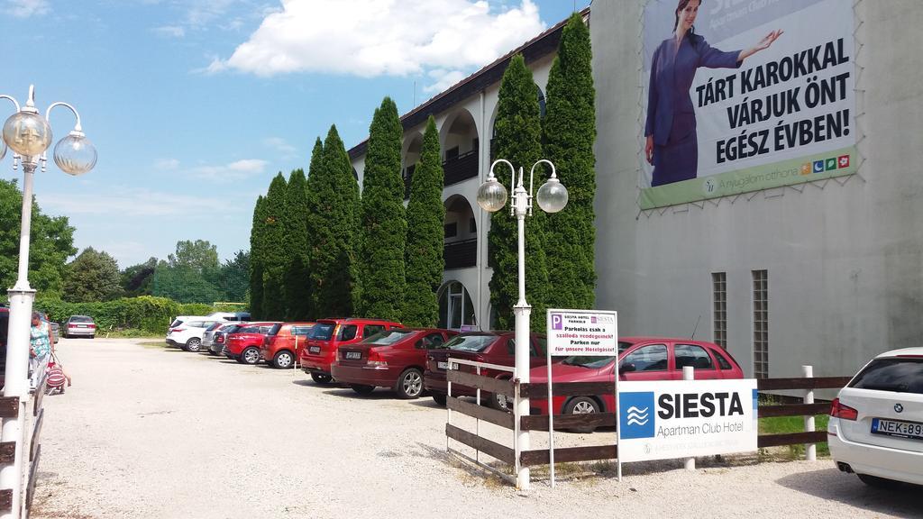 Siesta Club Apartman Harkány Eksteriør bilde