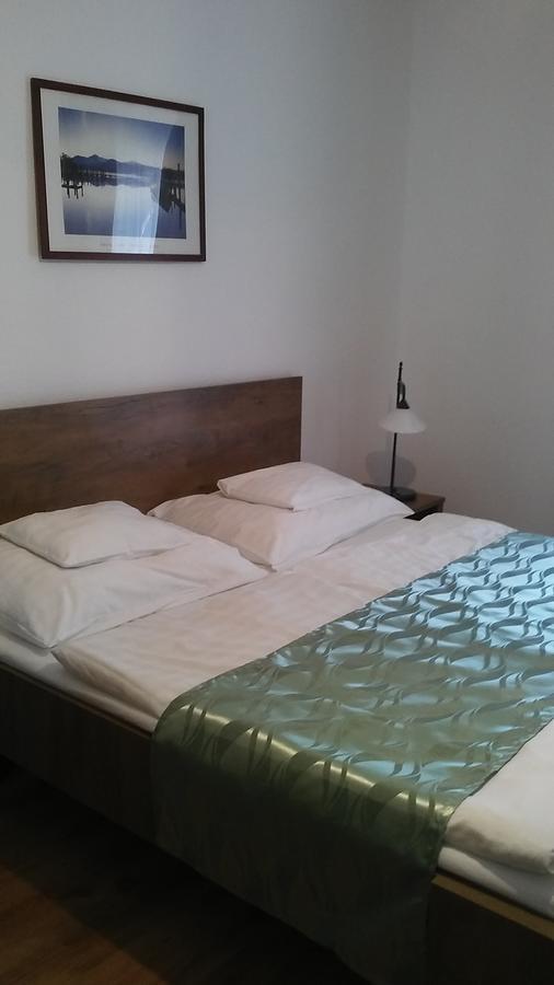 Siesta Club Apartman Harkány Eksteriør bilde