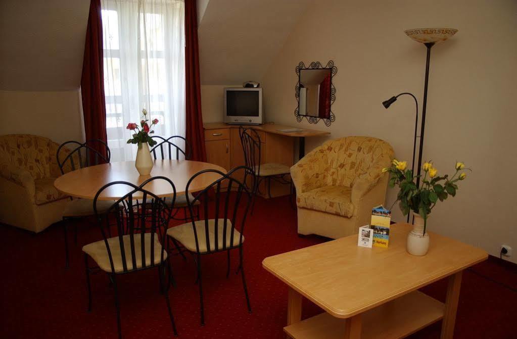 Siesta Club Apartman Harkány Eksteriør bilde