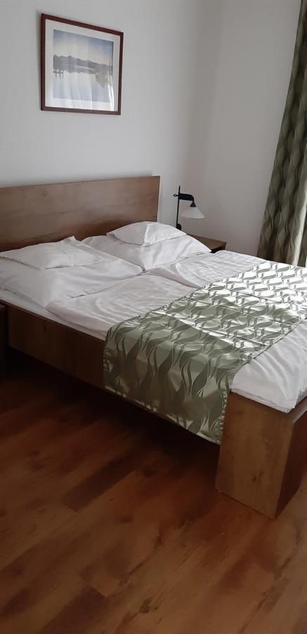 Siesta Club Apartman Harkány Eksteriør bilde